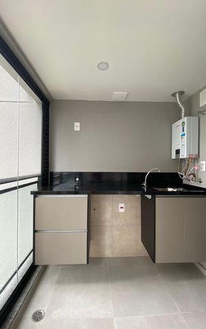 Apartamento para alugar com 64m², 2 quartos e 1 vaga Apartamento para alugar com 64m², 2 quartos e 1 vagaVaranda