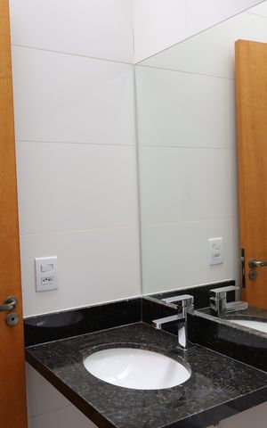 Casa à venda com 114m², 3 quartos e 2 vagasBanheiro