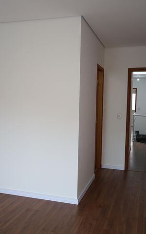 Casa à venda com 114m², 3 quartos e 2 vagasSuíte