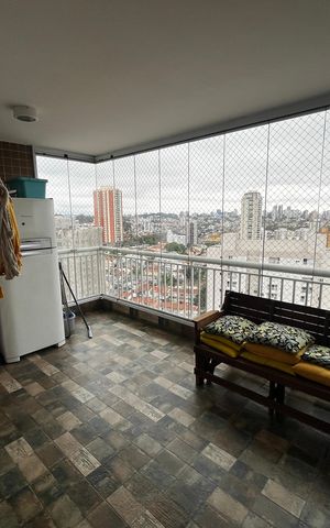 Apartamento à venda com 118m², 4 quartos e 2 vagas Apartamento à venda com 118m², 4 quartos e 2 vagasVaranda da Sala