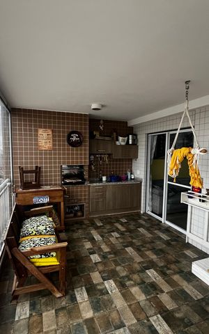 Apartamento à venda com 118m², 4 quartos e 2 vagas Apartamento à venda com 118m², 4 quartos e 2 vagasVaranda da Sala