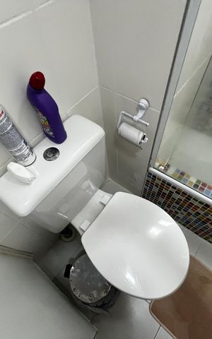 Apartamento à venda com 118m², 4 quartos e 2 vagas Apartamento à venda com 118m², 4 quartos e 2 vagasBanheiro