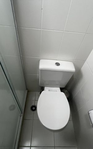 Apartamento à venda com 118m², 4 quartos e 2 vagas Apartamento à venda com 118m², 4 quartos e 2 vagasBanheiro da Suíte
