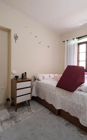 Casa à venda com 191m², 4 quartos e 2 vagasQuarto 2