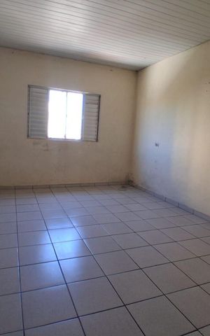 Casa à venda com 250m², 3 quartos e 4 vagas Casa à venda com 250m², 3 quartos e 4 vagasQuarto 2
