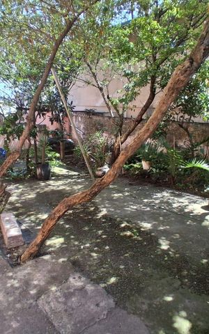 Casa à venda com 250m², 3 quartos e 4 vagas Casa à venda com 250m², 3 quartos e 4 vagasÁrea Externa