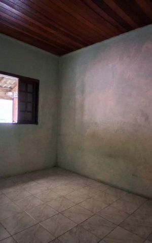 Casa à venda com 250m², 3 quartos e 4 vagas Casa à venda com 250m², 3 quartos e 4 vagasEdícula Quarto
