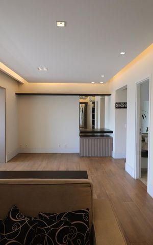 Apartamento à venda com 105m², 2 quartos e 2 vagasSala