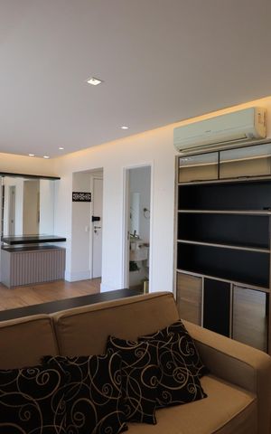 Apartamento à venda com 105m², 2 quartos e 2 vagasSala