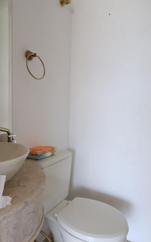 Apartamento à venda com 105m², 2 quartos e 2 vagasLavabo