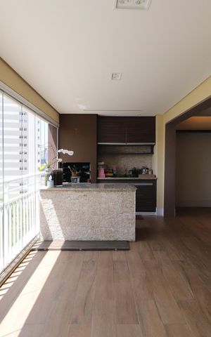 Apartamento à venda com 105m², 2 quartos e 2 vagasSacada