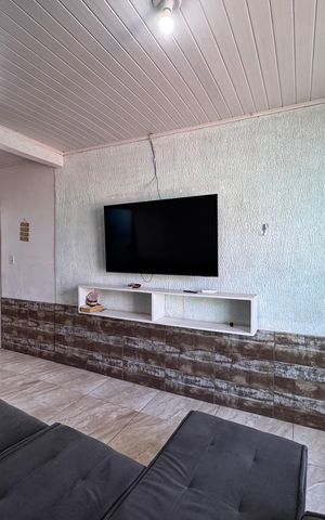 Casa à venda com 110m², 3 quartos e 2 vagasSala