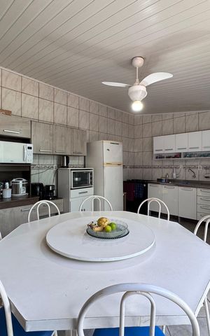 Casa à venda com 110m², 3 quartos e 2 vagasCozinha