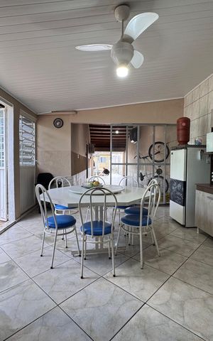 Casa à venda com 110m², 3 quartos e 2 vagasCozinha