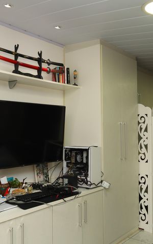 Casa à venda com 200m², 3 quartos e 2 vagasSuíte