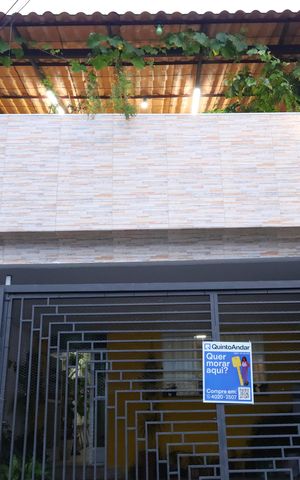 Casa à venda com 200m², 3 quartos e 2 vagasPlaquinha