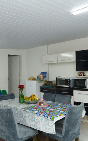 Casa à venda com 200m², 3 quartos e 2 vagasCozinha
