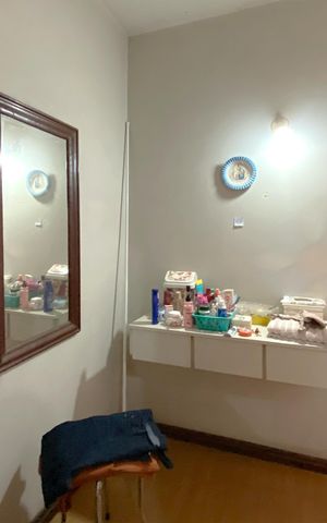 Casa à venda com 315m², 4 quartos e 4 vagas Casa à venda com 315m², 4 quartos e 4 vagasCloset da suíte 2