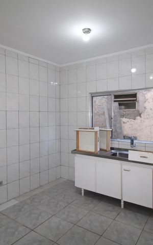 Casa para alugar com 135m², 2 quartos e 3 vagasCozinha