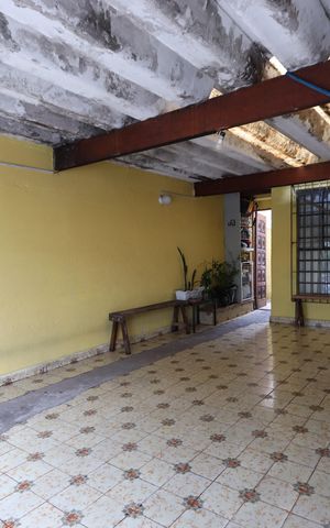 Casa à venda com 120m², 2 quartos e 2 vagasGaragem