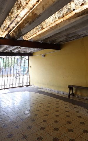 Casa à venda com 120m², 2 quartos e 2 vagasGaragem