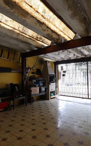 Casa à venda com 120m², 2 quartos e 2 vagasGaragem
