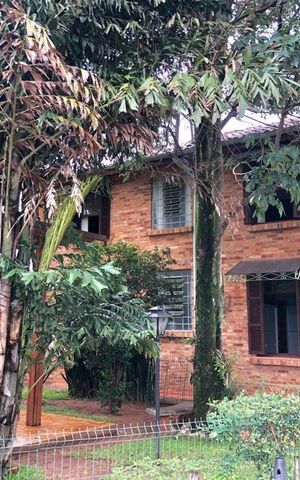 Casa à venda com 386m², 5 quartos e 5 vagasÁrea Externa