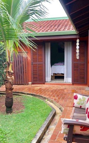 Casa à venda com 386m², 5 quartos e 5 vagasÁrea Externa