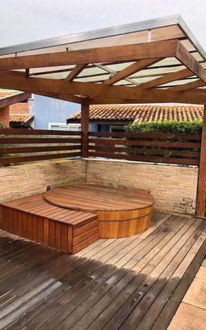 Casa à venda com 386m², 5 quartos e 5 vagasÁrea Externa