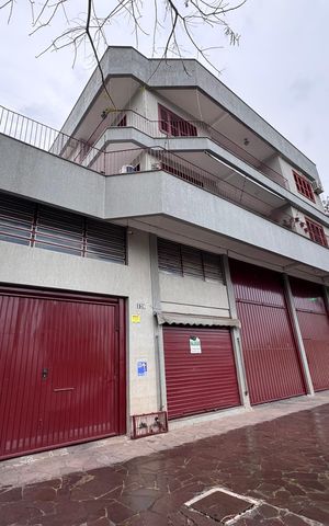 Apartamento para alugar com 60m², 2 quartos e sem vagaFachada 