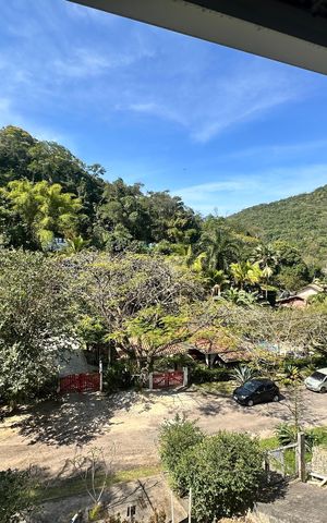 Casa à venda com 173m², 3 quartos e sem vaga