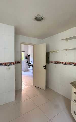 Casa à venda com 173m², 3 quartos e sem vaga Casa à venda com 173m², 3 quartos e sem vagaCozinha