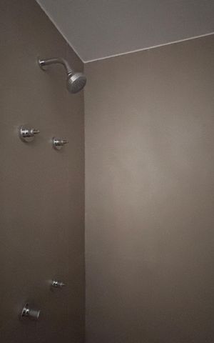 Studio à venda com 25m², 1 quarto e sem vaga Studio à venda com 25m², 1 quarto e sem vagaBanheiro
