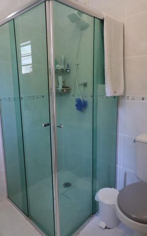 Casa à venda com 125m², 2 quartos e 2 vagasBanheiro da Suíte