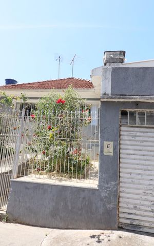 Casa à venda com 125m², 2 quartos e 2 vagasFachada