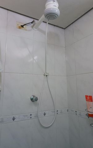 Casa à venda com 125m², 2 quartos e 2 vagasBanheiro Social