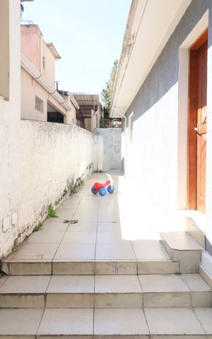 Casa à venda com 125m², 2 quartos e 2 vagasQuintal