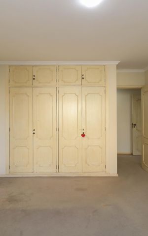 Apartamento para alugar com 250m², 3 quartos e 3 vagas Apartamento para alugar com 250m², 3 quartos e 3 vagasQuarto 1