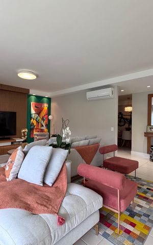 Apartamento para alugar com 227m², 3 quartos e 2 vagas Apartamento para alugar com 227m², 3 quartos e 2 vagasSala