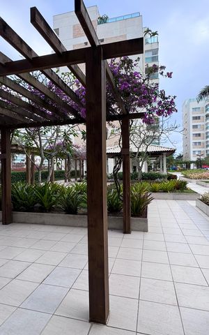 Apartamento para alugar com 227m², 3 quartos e 2 vagas Apartamento para alugar com 227m², 3 quartos e 2 vagasÁrea comum