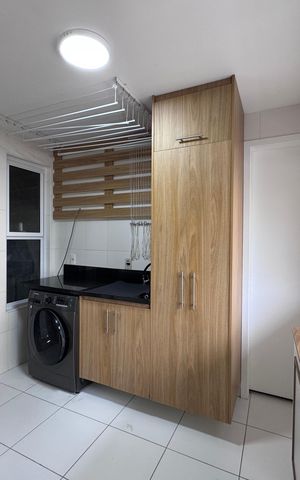 Apartamento para alugar com 227m², 3 quartos e 2 vagas Apartamento para alugar com 227m², 3 quartos e 2 vagasÁrea de Serviço