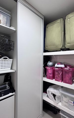 Apartamento para alugar com 227m², 3 quartos e 2 vagas Apartamento para alugar com 227m², 3 quartos e 2 vagasDespensa