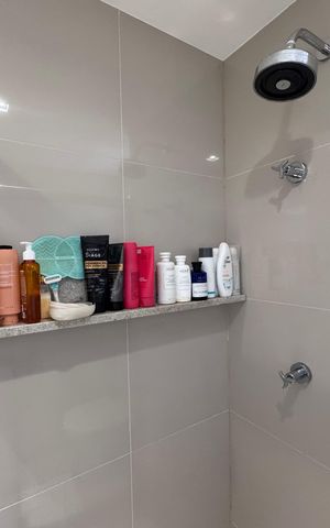 Apartamento para alugar com 227m², 3 quartos e 2 vagas Apartamento para alugar com 227m², 3 quartos e 2 vagasBanheiro da Suíte 2