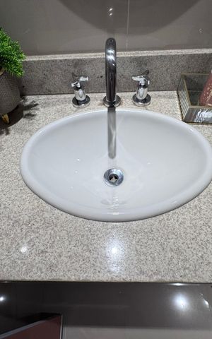 Apartamento para alugar com 227m², 3 quartos e 2 vagas Apartamento para alugar com 227m², 3 quartos e 2 vagasBanheiro Social