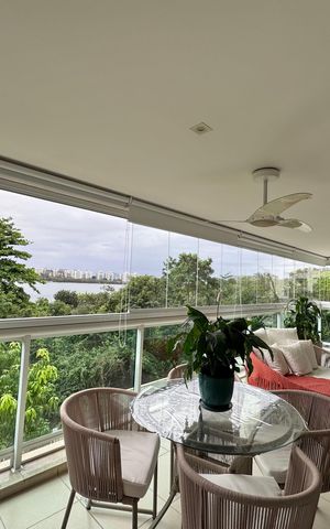 Apartamento para alugar com 227m², 3 quartos e 2 vagas Apartamento para alugar com 227m², 3 quartos e 2 vagasVaranda