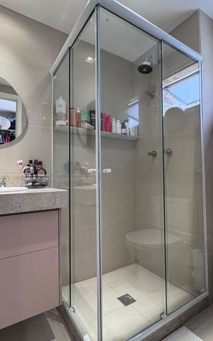 Apartamento para alugar com 227m², 3 quartos e 2 vagas Apartamento para alugar com 227m², 3 quartos e 2 vagasBanheiro da Suíte 2