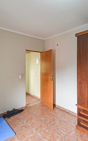 Casa à venda com 224m², 4 quartos e 2 vagas Casa à venda com 224m², 4 quartos e 2 vagasQuarto 2 - Suíte