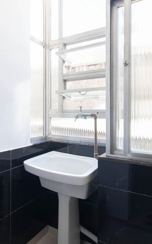 Apartamento para alugar com 74m², 3 quartos e sem vagaCozinha e Área de Serviço