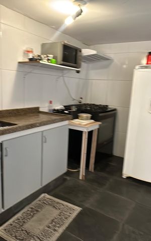 Casa à venda com 238m², 5 quartos e 3 vagas Casa à venda com 238m², 5 quartos e 3 vagasÁrea comum - Salão de festas