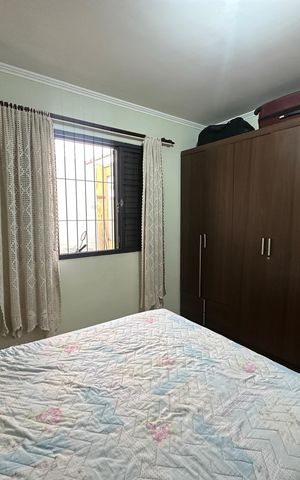 Casa à venda com 238m², 5 quartos e 3 vagas Casa à venda com 238m², 5 quartos e 3 vagasQuarto 1